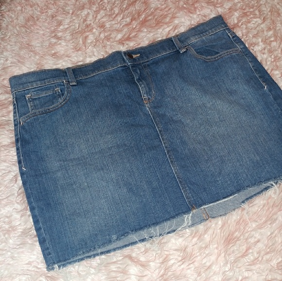 Sz 18 old navy denim skirt - Picture 1 of 4